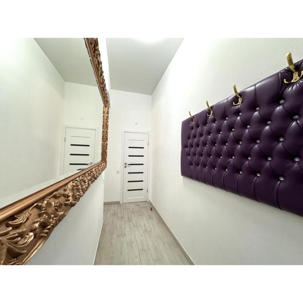 "Wine Palette" On Skovoroda Street, 56 Charkov Buitenkant foto